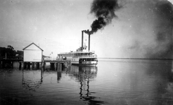 Paddle steamboat St. Sebastian at pier - Rockledge; source: State Archives of Florida, Florida Memory