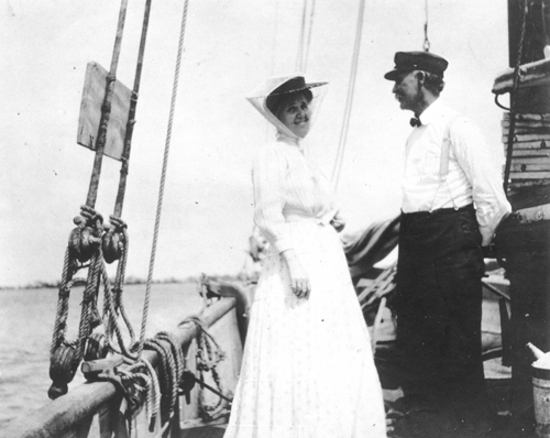 Uriah D. Hendrikson and Etta Almira Moore; source: Pioneer Life, Palm Beach County History Online